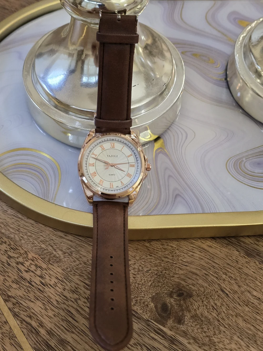 Yazole Men’s Brown Leather Strap Rose Gold Case Classic Quartz Watch